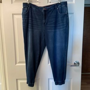 Peace Love World Jean jogger 1xp